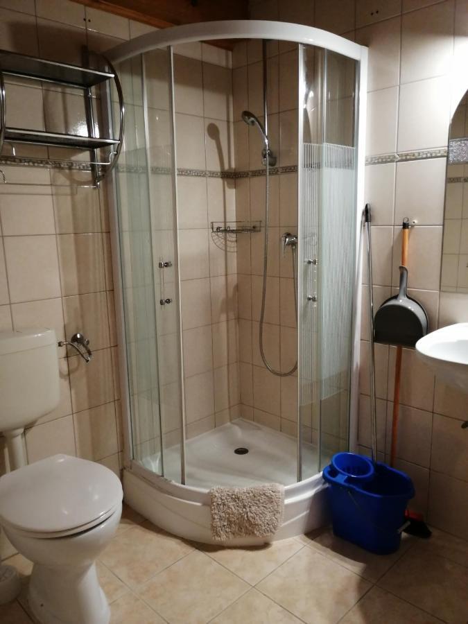 Flora Apartmanok Kehidakustány 외부 사진